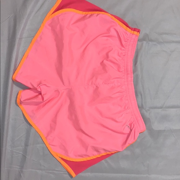 Nike Dri-fit shorts - Picture 2 of 3